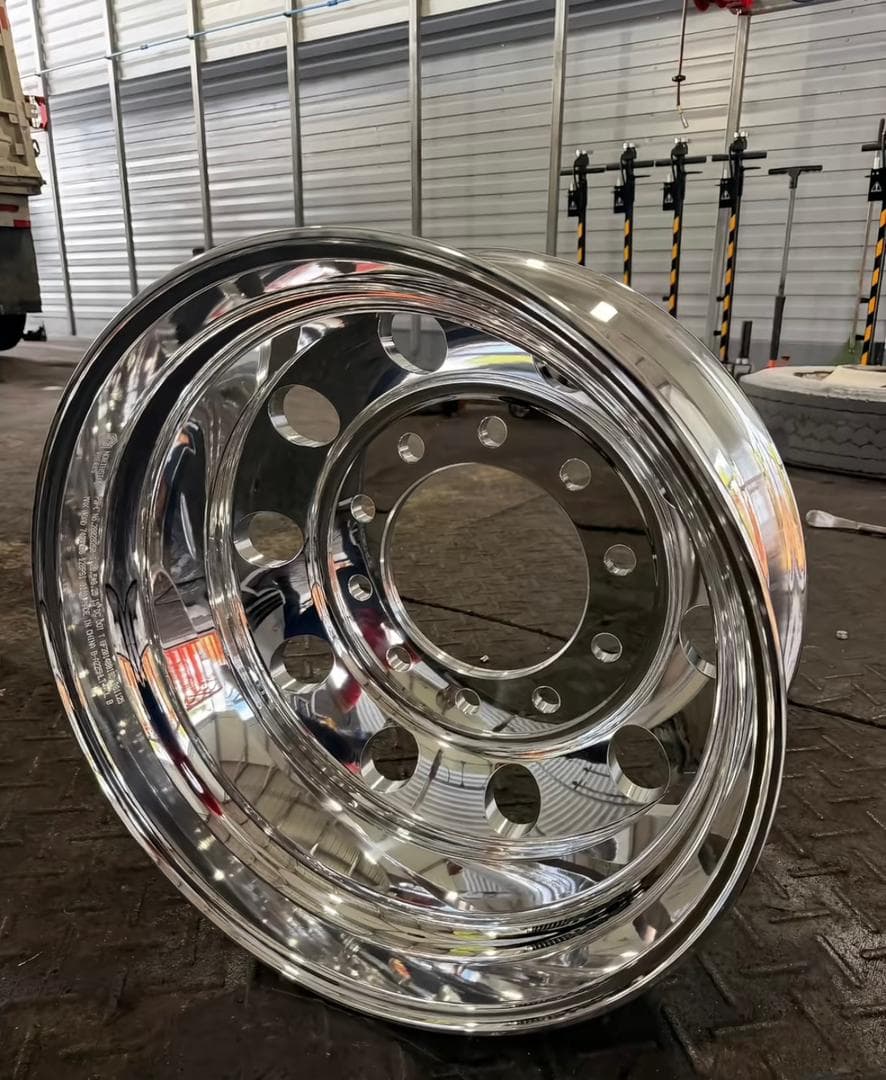 Alcoa Aluminum Rims thumbnail 3