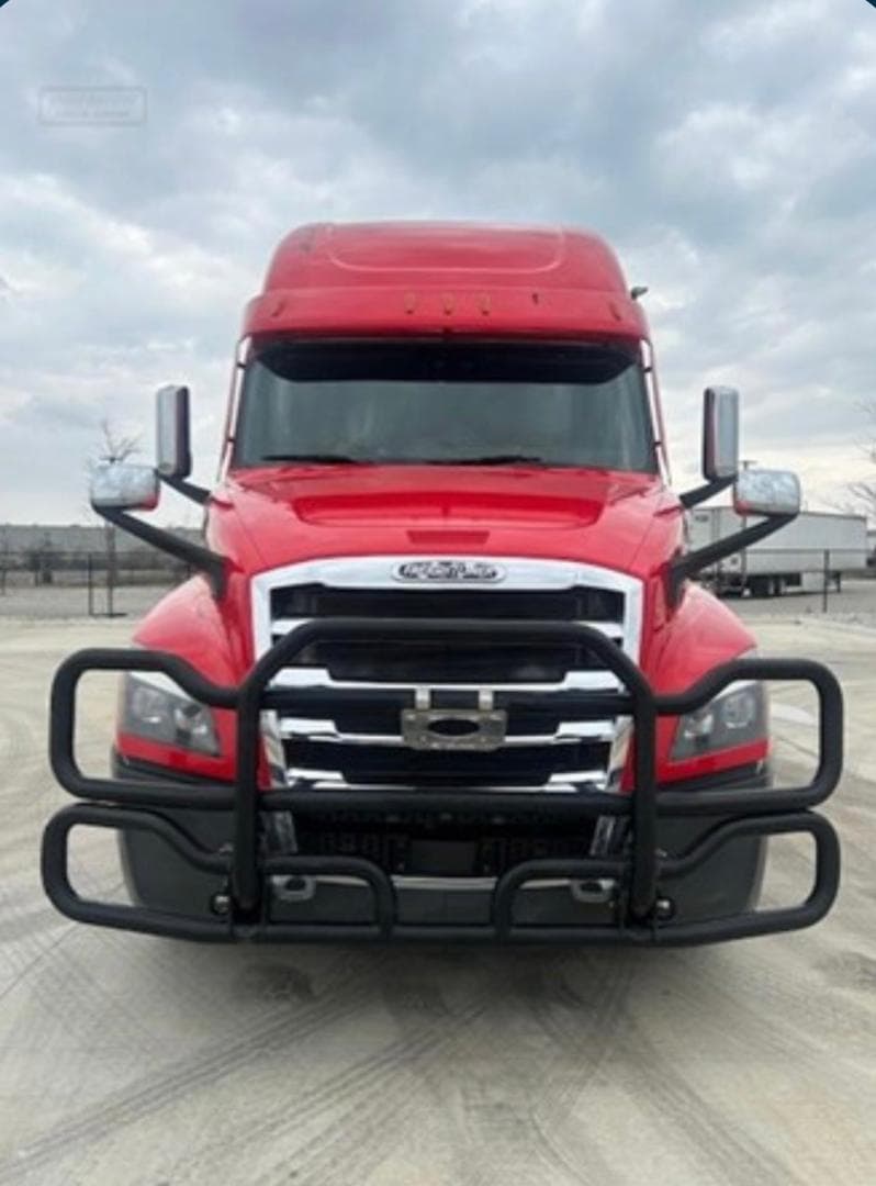 Freightliner Cascadia 126 thumbnail 12