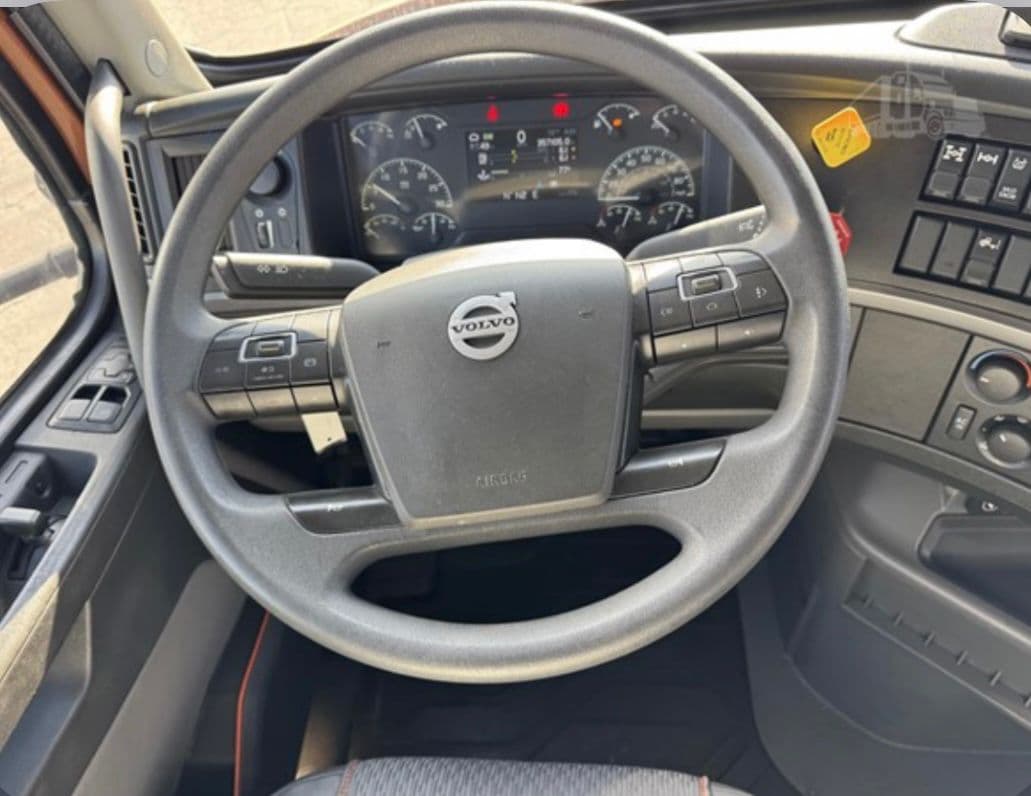 Volvo VNL64T760 thumbnail 6