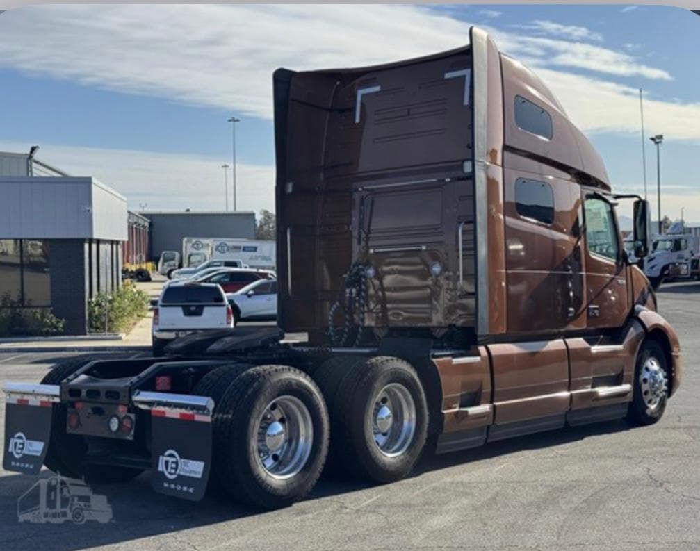 Volvo VNL64T760 thumbnail 9