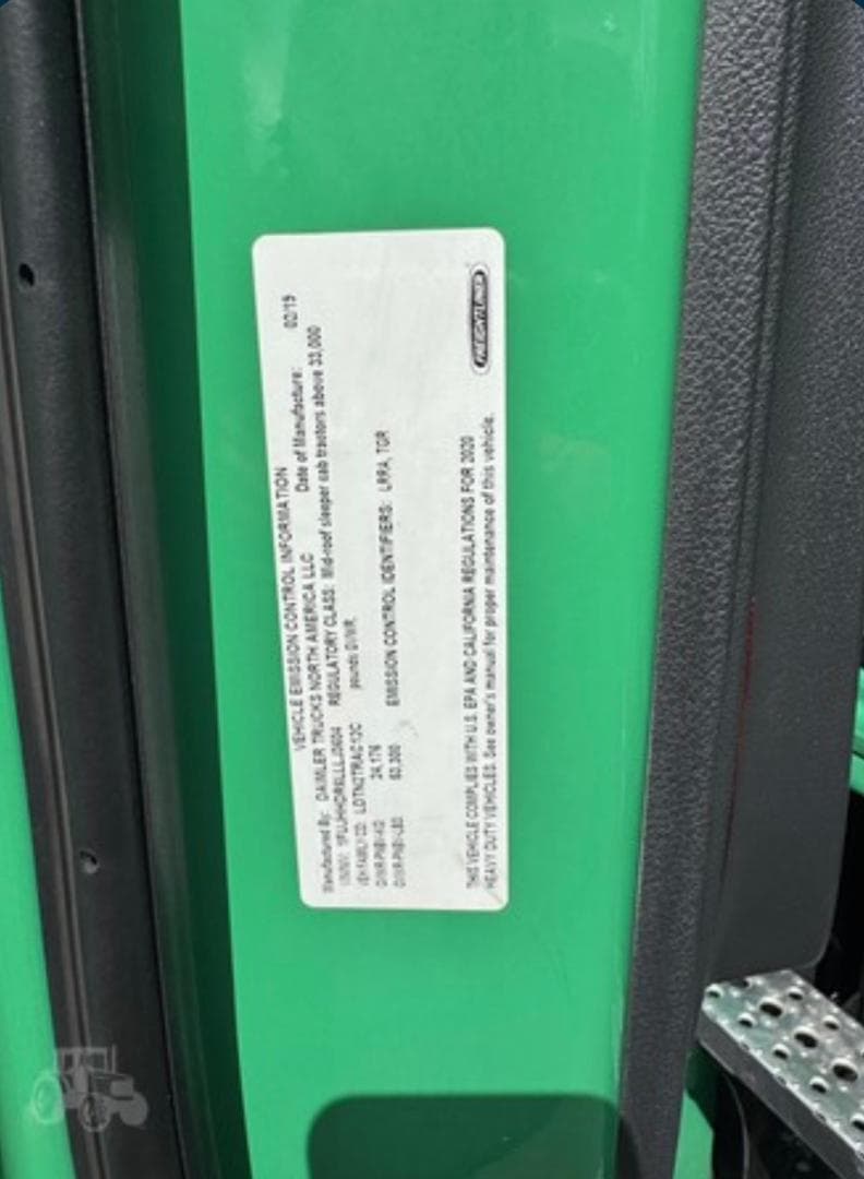 Freightliner Cascadia 126 thumbnail 16