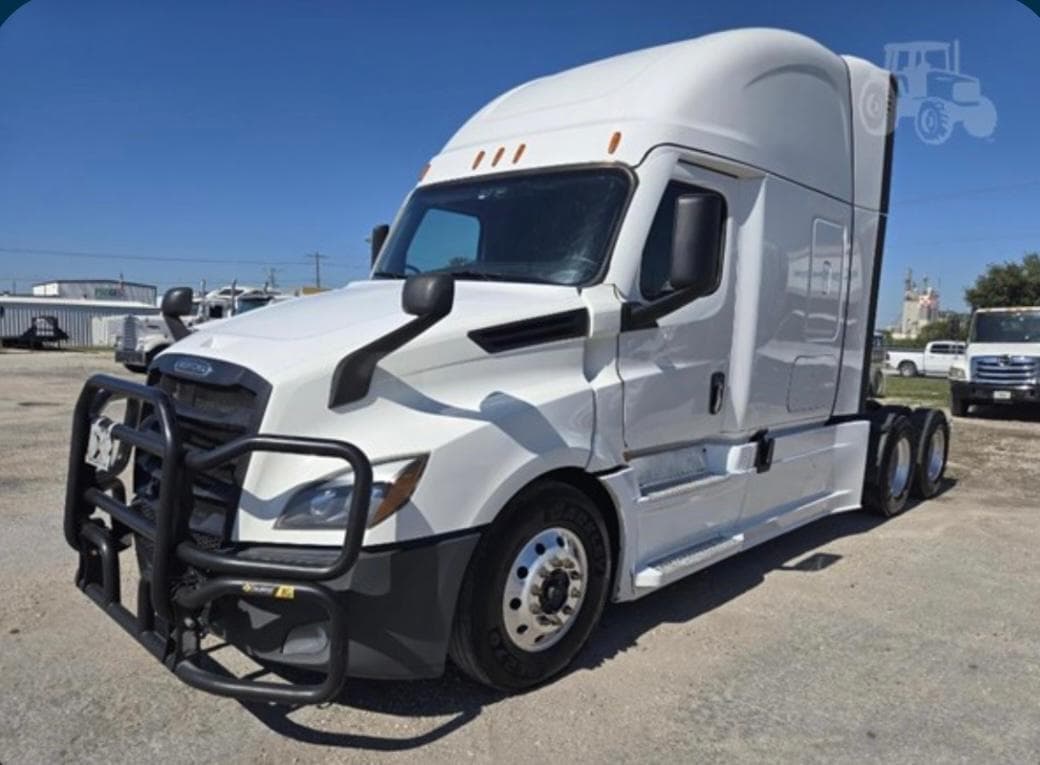 Freightliner Cascadia 126