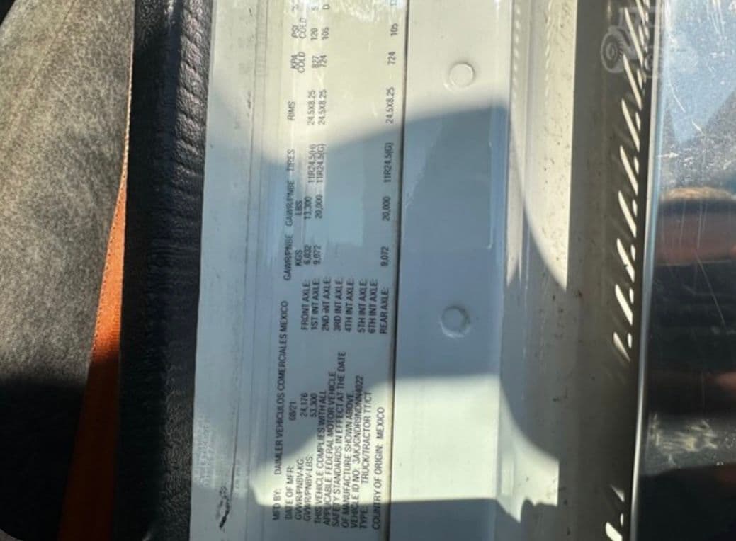 Freightliner 122SD thumbnail 10