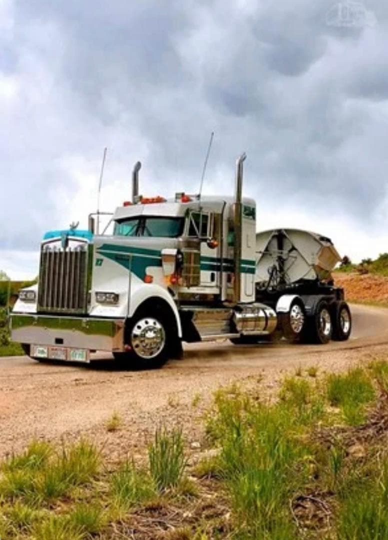 Kenworth W900L thumbnail 7