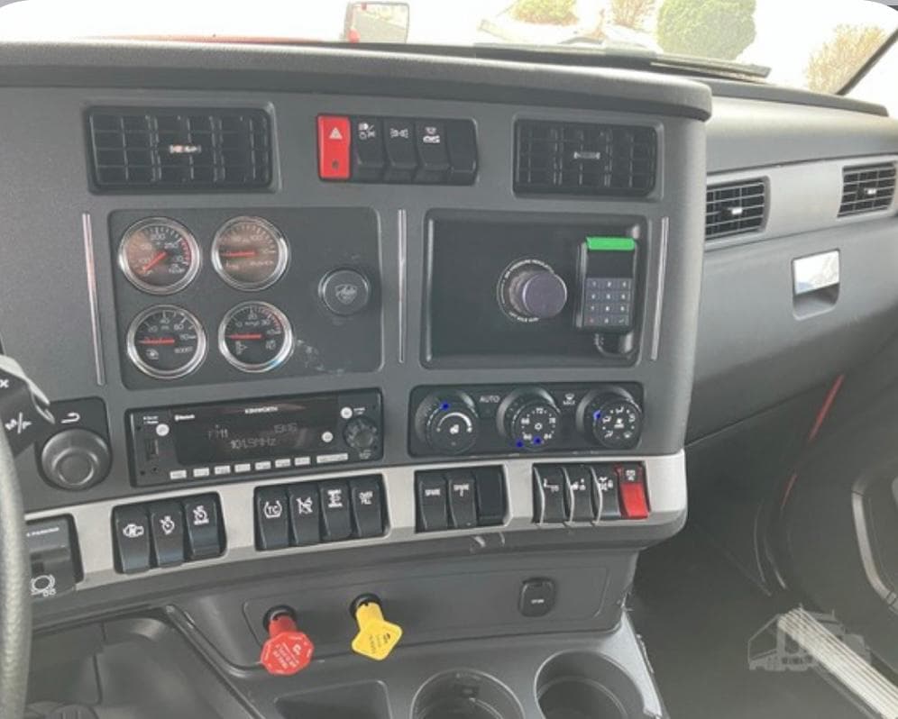 Kenworth I680 thumbnail 10