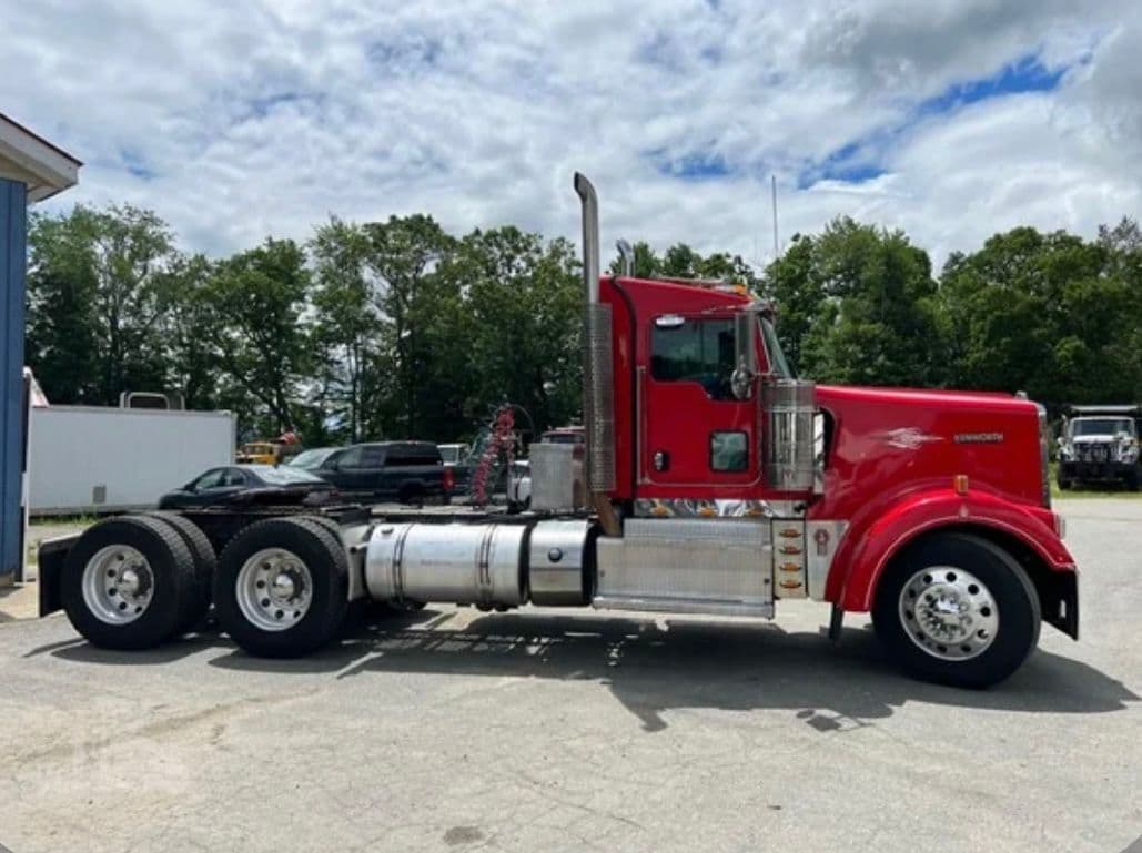 Kenworth W900 thumbnail 2