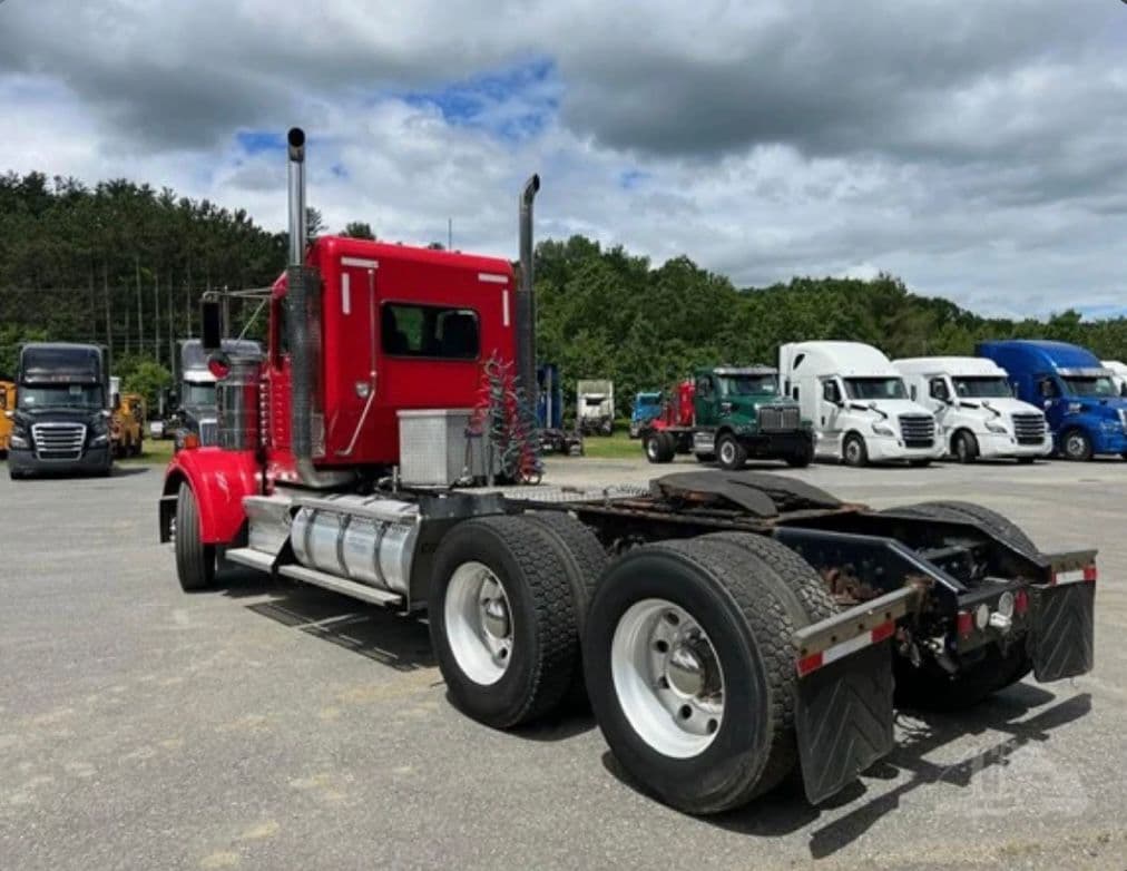 Kenworth W900 thumbnail 3