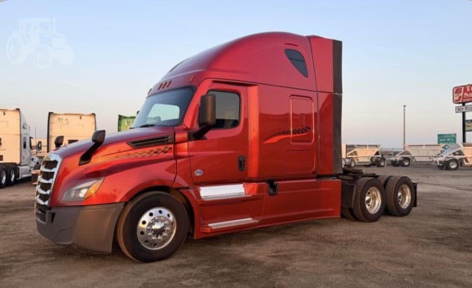 Freightliner Cascadia 126