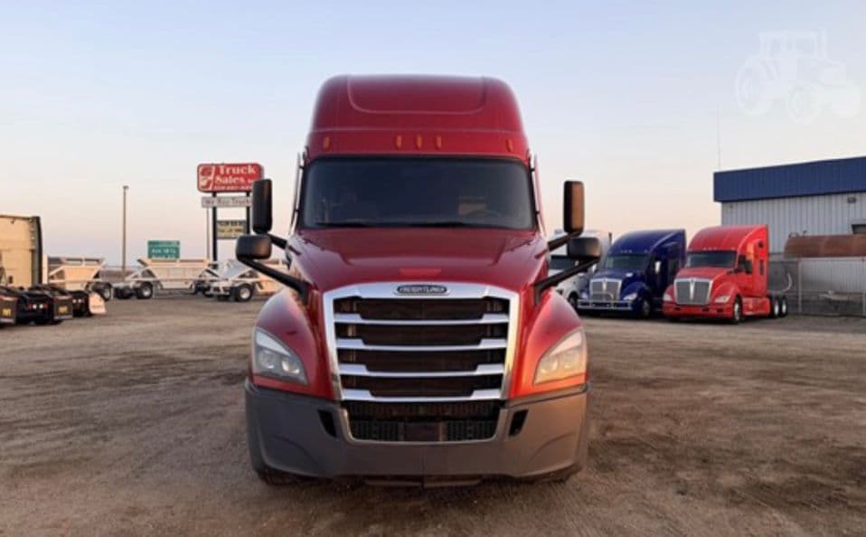 Freightliner Cascadia 126 thumbnail 14